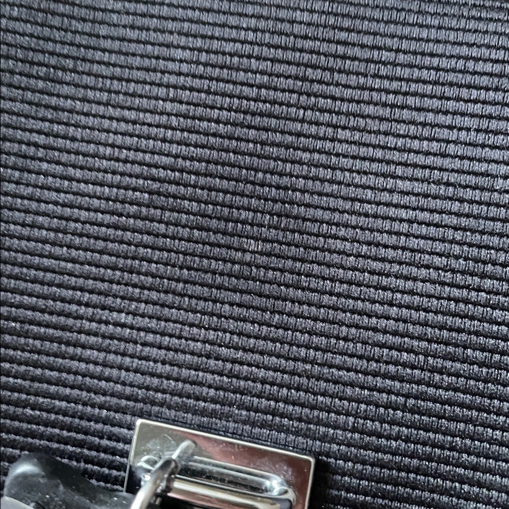 Dior Parfumes Logo Makeup Pouch - Picture 3 of 14